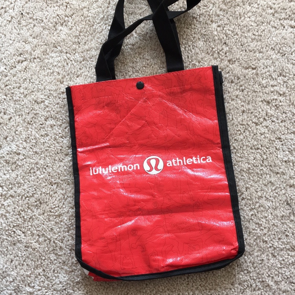 *LIMITED EDITION* Lululemon small reusable bag